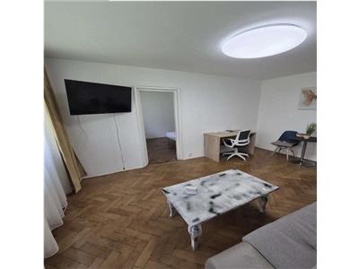 Mobilat si utilat cu centrala propie, parter inalt