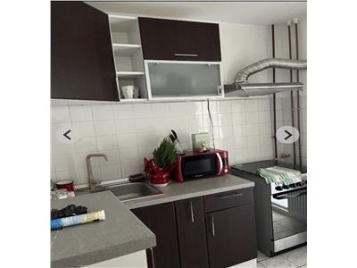 Decomandat la etajul 2 ?n Soarelui