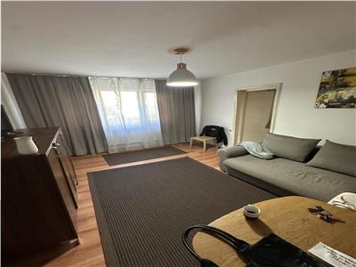 Apartament 2 camere la etajul 1