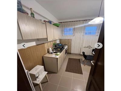 Etaj 2/4 in Complexul Studentesc