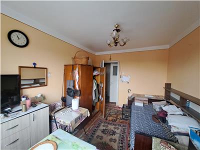 Apartament 2 camere in bloc anvelopat et intermediar