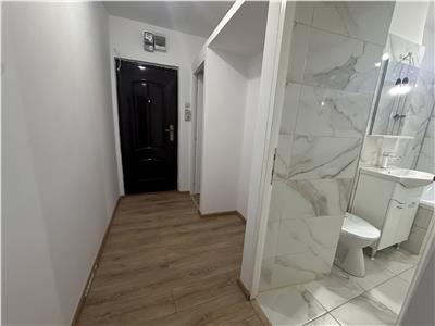 Amenajat complet la etajul 3 linga Piata Doina