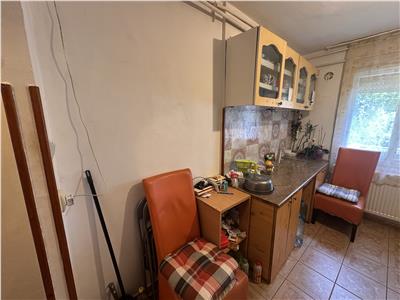 Mobilat si utilat in bloc anvelopat linga Flavia