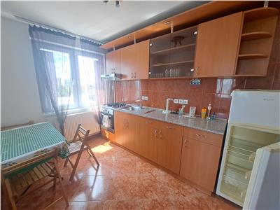 2 CAMERE, DECOMANDAT, ETAJ INTERMEDIAR, ZONA ARADULUI!