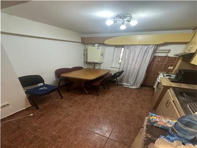 4 camere cu centrala 100 mp!