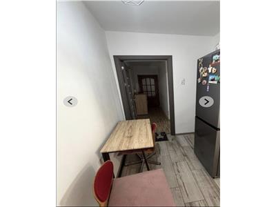 Mobilat si utilat, etaj intermediar