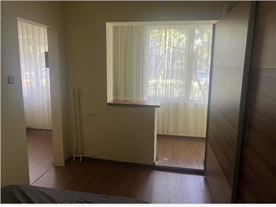 Amenajat complet linga piata Dacia