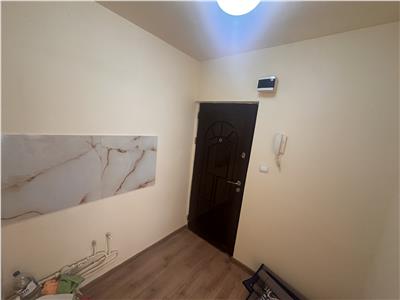 Garsoniera prospat renovata la parter in zona Soarelui