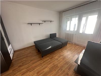 Mobilat si utilat la etajJ intermediar in zona Girocului
