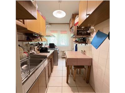 3 camere etaj 1 linga Iulius Mall