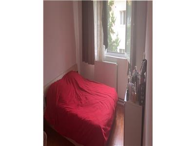 2 CAMERE DECOMANDAT, CENTRALA TERMICA, ZONA DAMBOVITA!