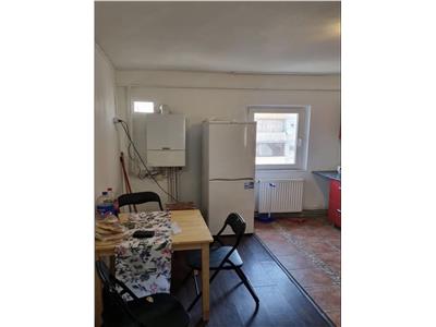 Apartament 55 mp etaj 3 cu centrala propie
