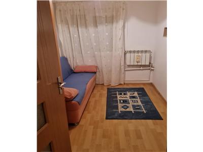 Modificat in 3 camere, etaj intermediar linga Mall