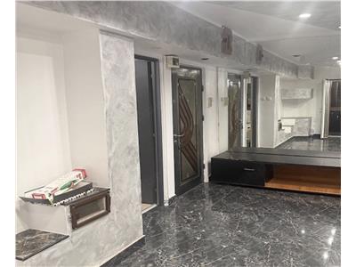 Decomandat, modeficat in 3 camere cu 2 balcoane
