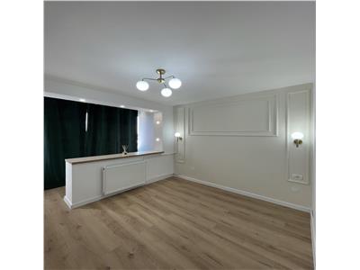 Renovat complet nou, etaj intermediar, modificat ?n 3 camere
