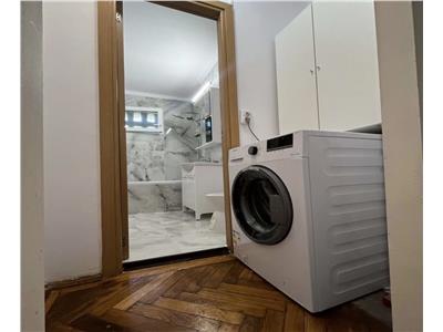 Amenajat complet la etajul 1 in bloc reabilitat
