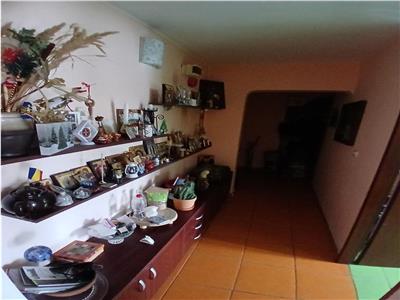 2 camere etaj 2 linga parcul Bucovina