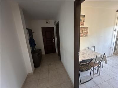 Decomandat la etaj 2, 42 mp, mobilat si utilat