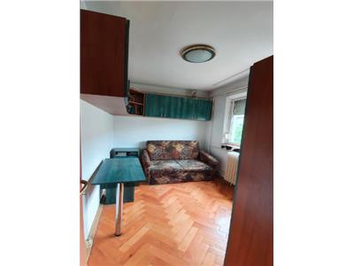 Apartament cu 3 camere