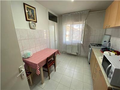 2 camere, centrala, decomandat, 2 balcoane, Lipovei