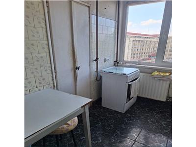 Apartament ultracentral cu 3 camere+garaj in CF
