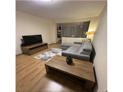 Decomandat, renovat recent, mobilat si utilat
