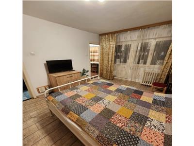 Mobilat și utilat, lingă Casa de Pensi