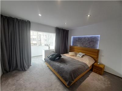 Etaj 1 cu 2 dormitoare și 2 balcoane, mobilat și utilat