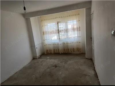 Apartament 1 camera in bloc anvelopat